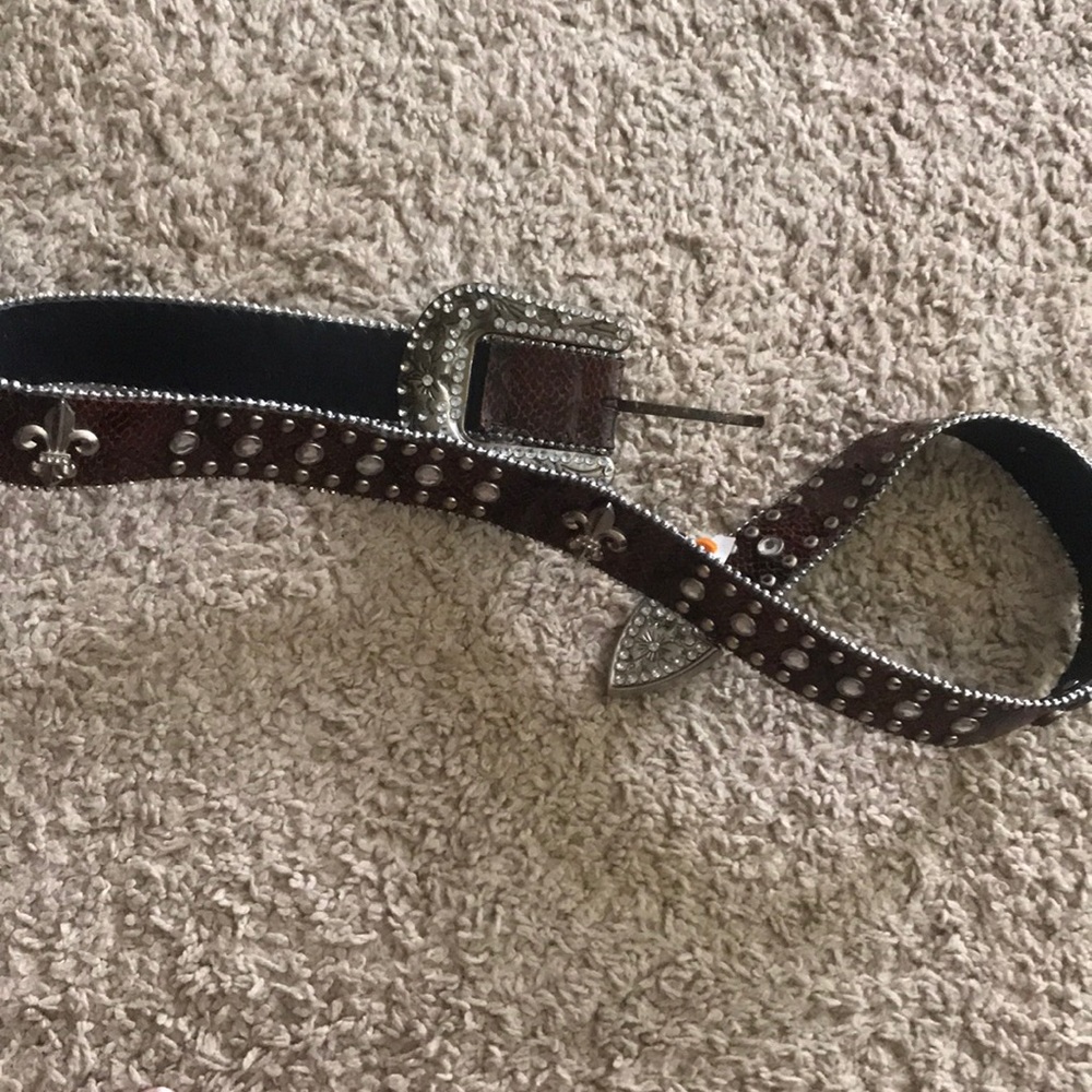 Womens belt